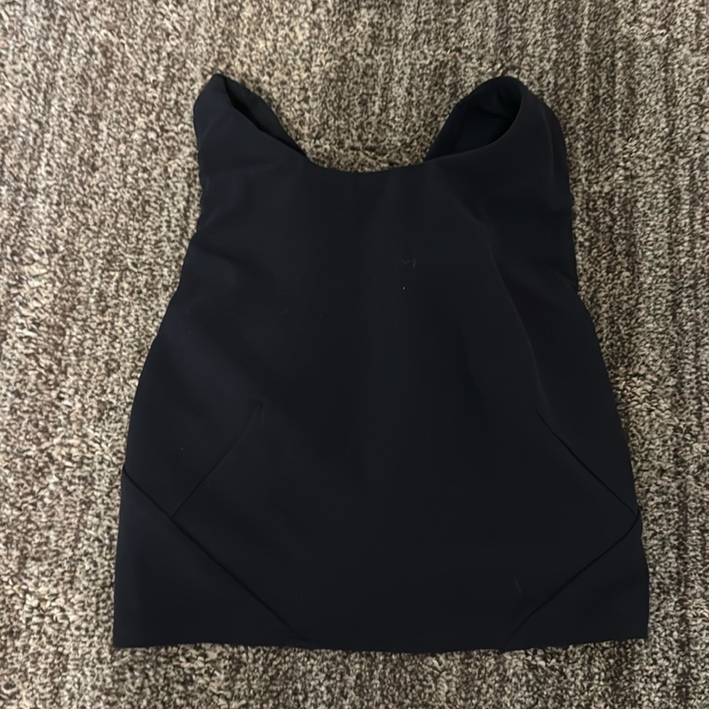 Lululemon workout top
